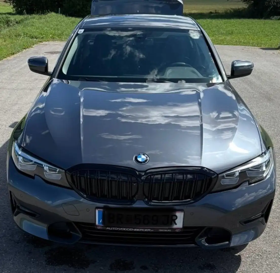 BMW 320 320d xDrive - 2