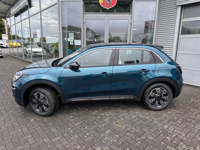 Fiat 600 Hybrid Sitzheizung/Apple Carplay/Klimaautomatik