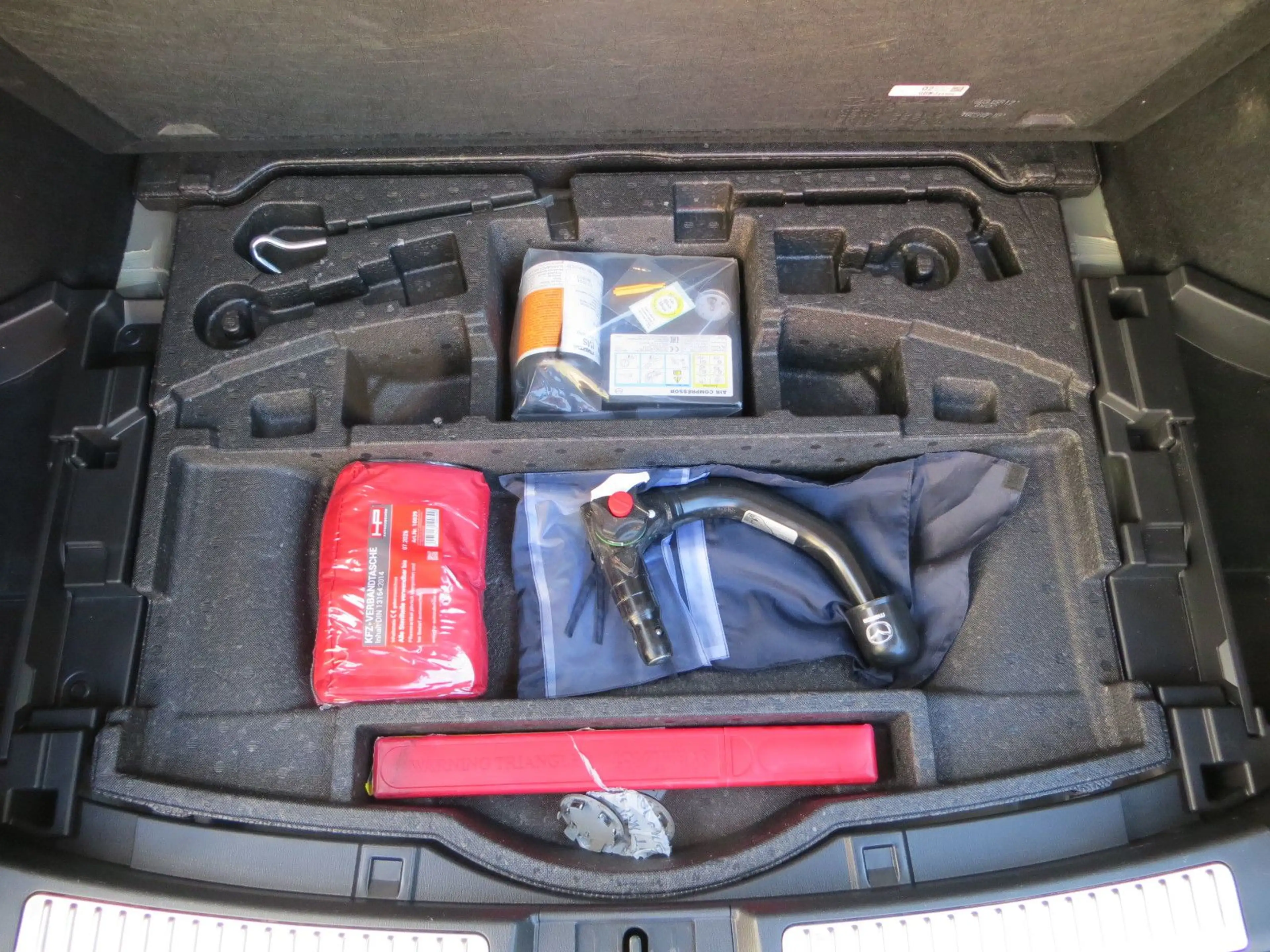 Mazda 6 Kombi Exclusive-Line AHK HeadUp LED Kamera — photo 9