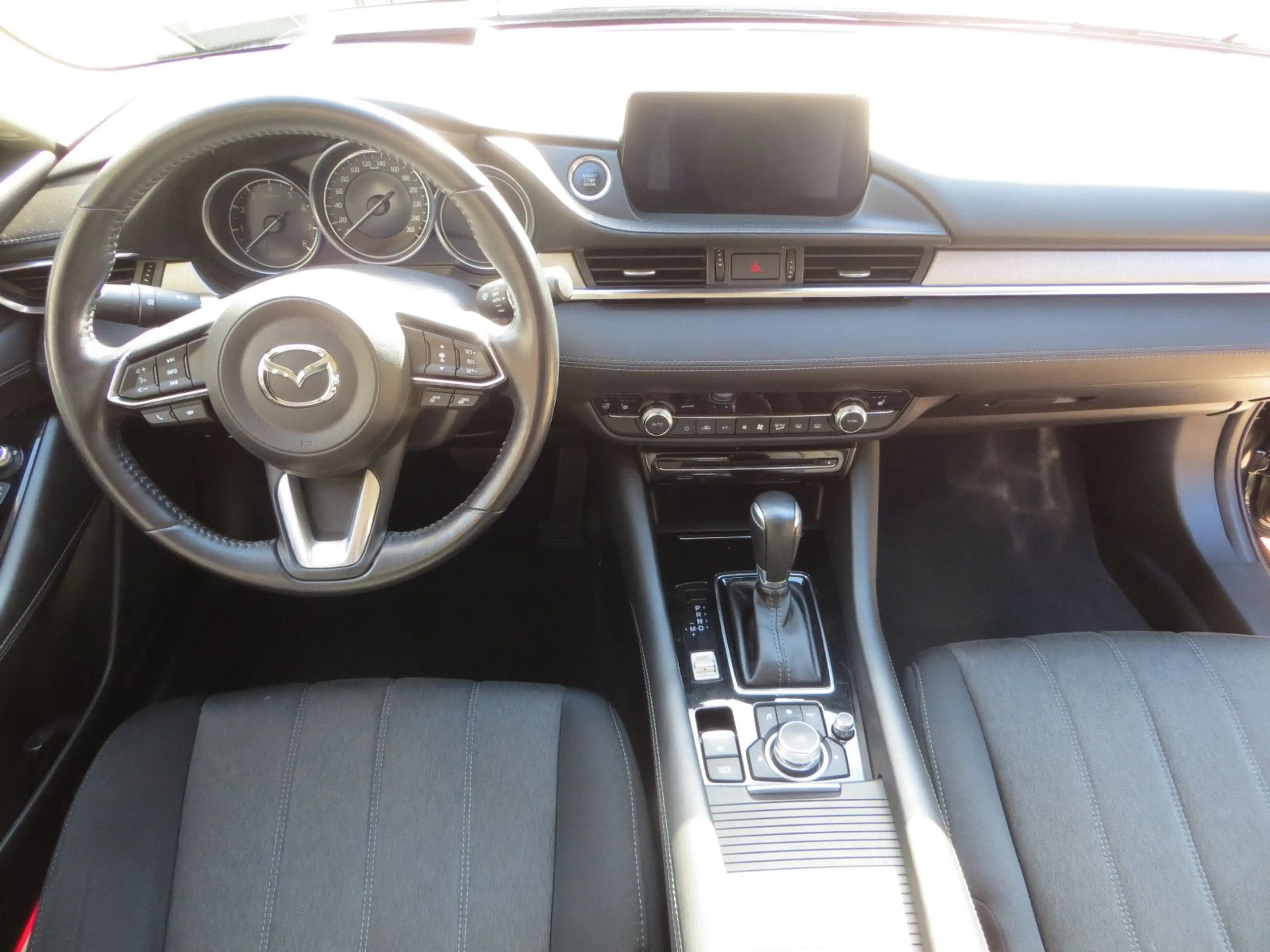 Mazda 6 Kombi Exclusive-Line AHK HeadUp LED Kamera — photo 12