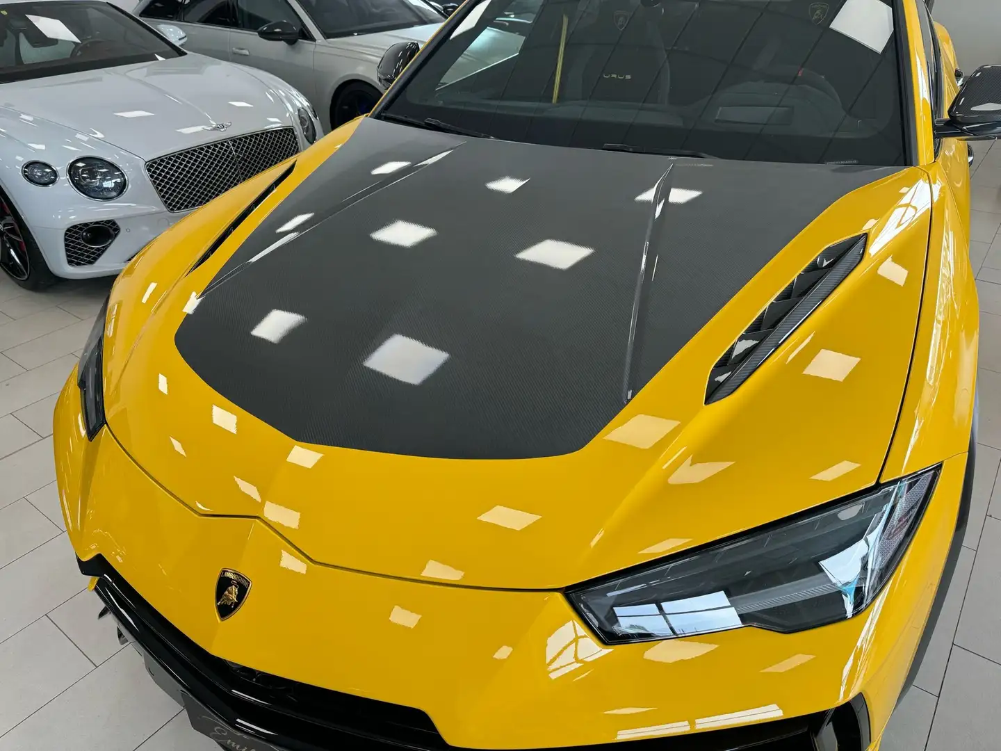 Lamborghini Urus 4.0 V8 Performante "FULL CARBONIO " Geel - 2