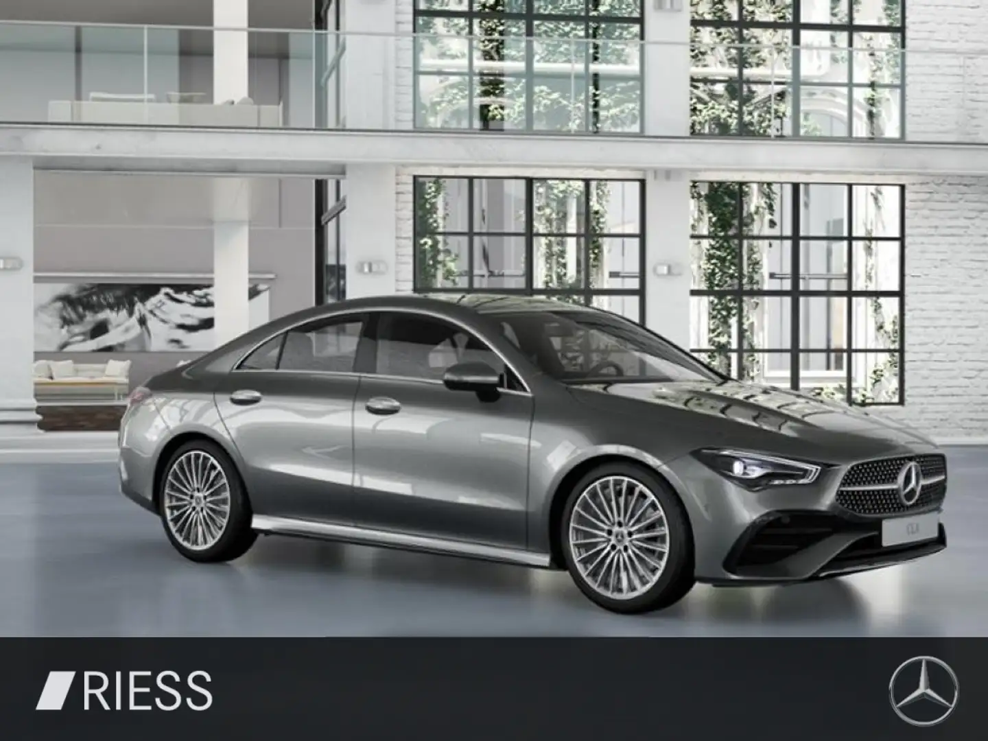 Mercedes-Benz CLA 250 4MATIC Coupé AMG Sport AHK Navi LED 19" Grijs - 2