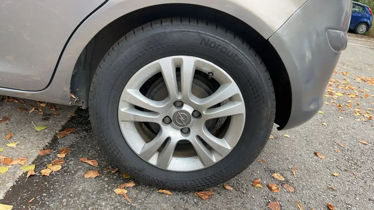 Opel Corsa Corsa — photo 19