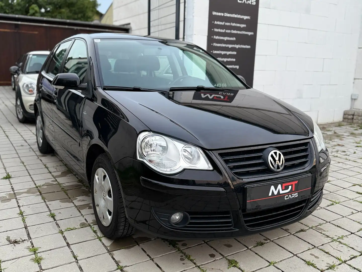 Volkswagen Polo 1.2 Cool Family Schwarz - 2