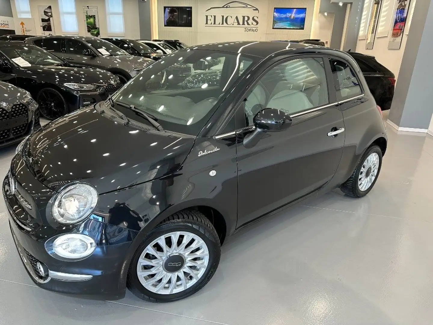 Fiat 500 1.0 Hybrid Dolcevita Nero - 1