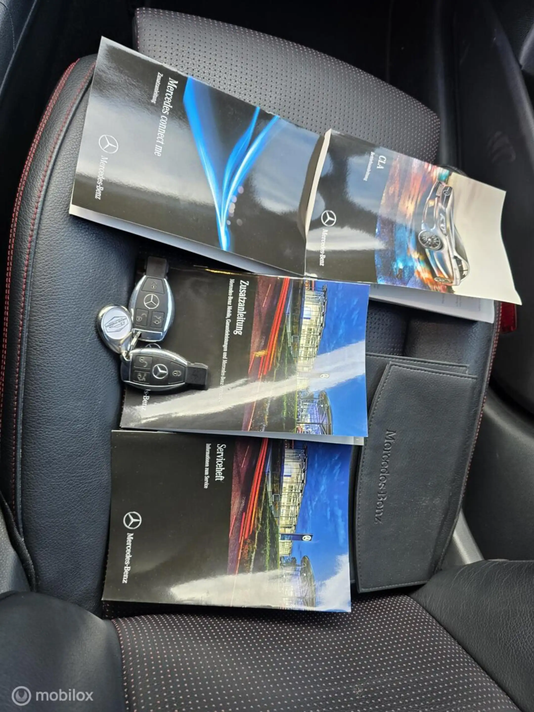 Mercedes-Benz CLA 45 AMG 4MATIC — photo 23