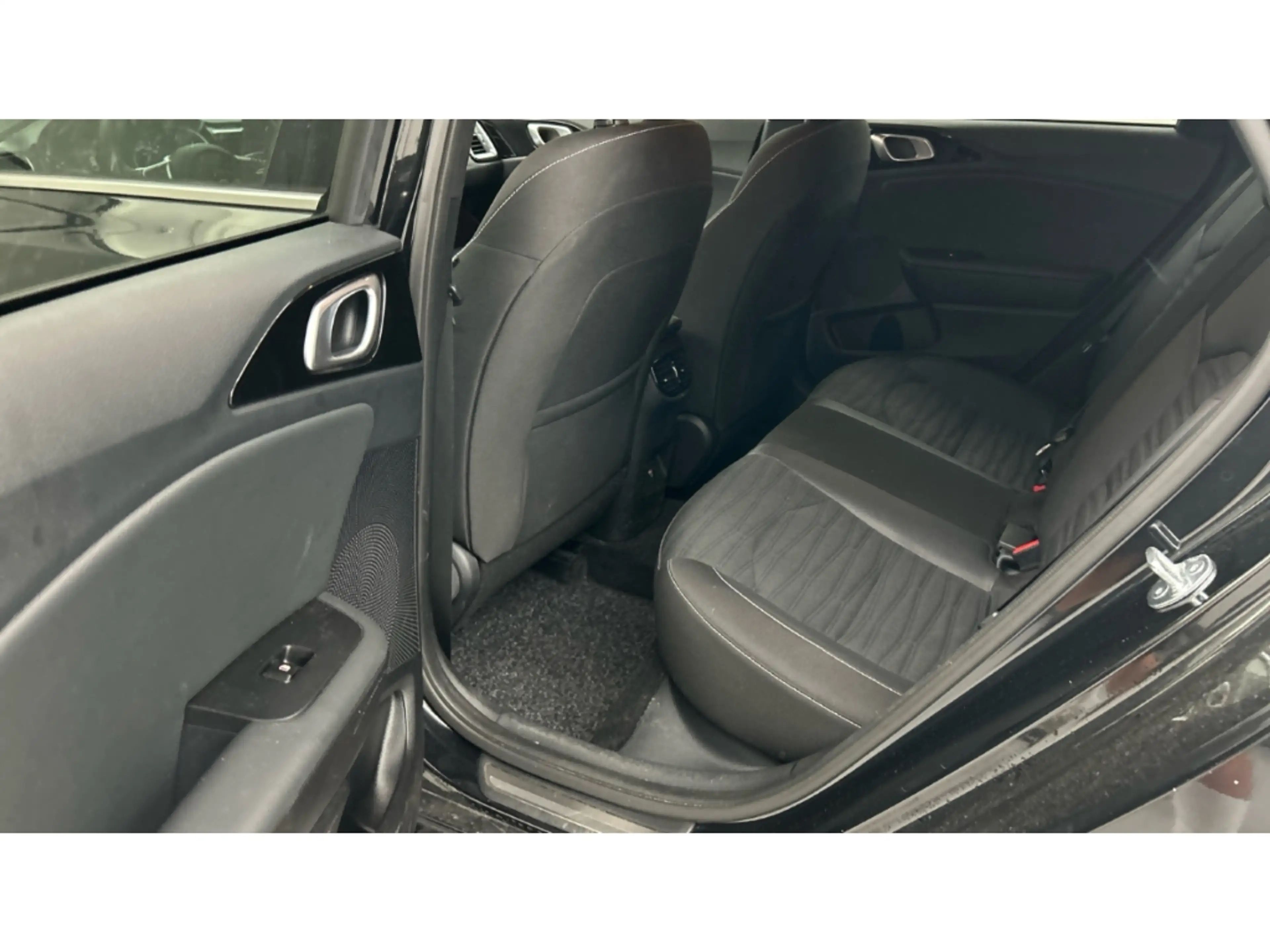 Kia ProCeed / pro_cee'd GT-Line 1.5 T-GDI Kamera Navi Sitz-& Lenkradheizun — photo 10