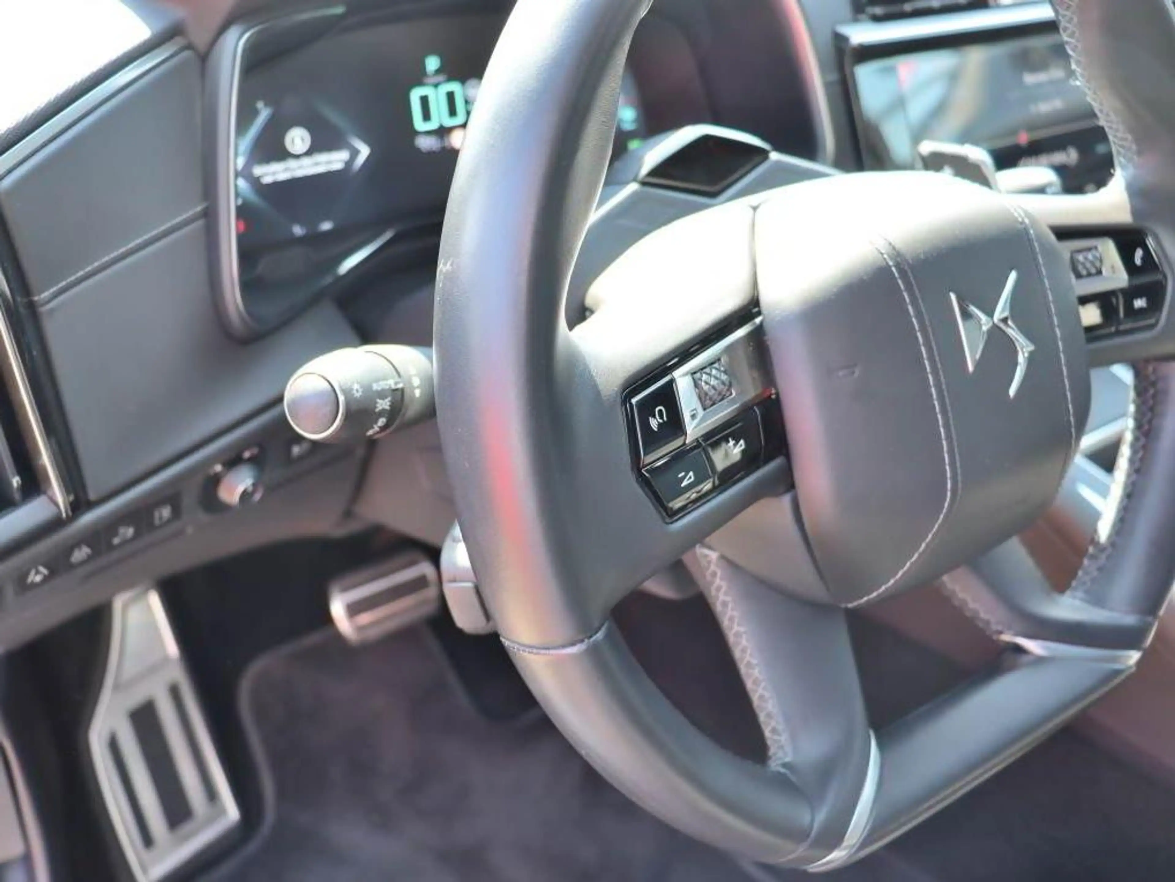 DS Automobiles DS 9 E-Tense 225 kW Rivoli + — photo 13