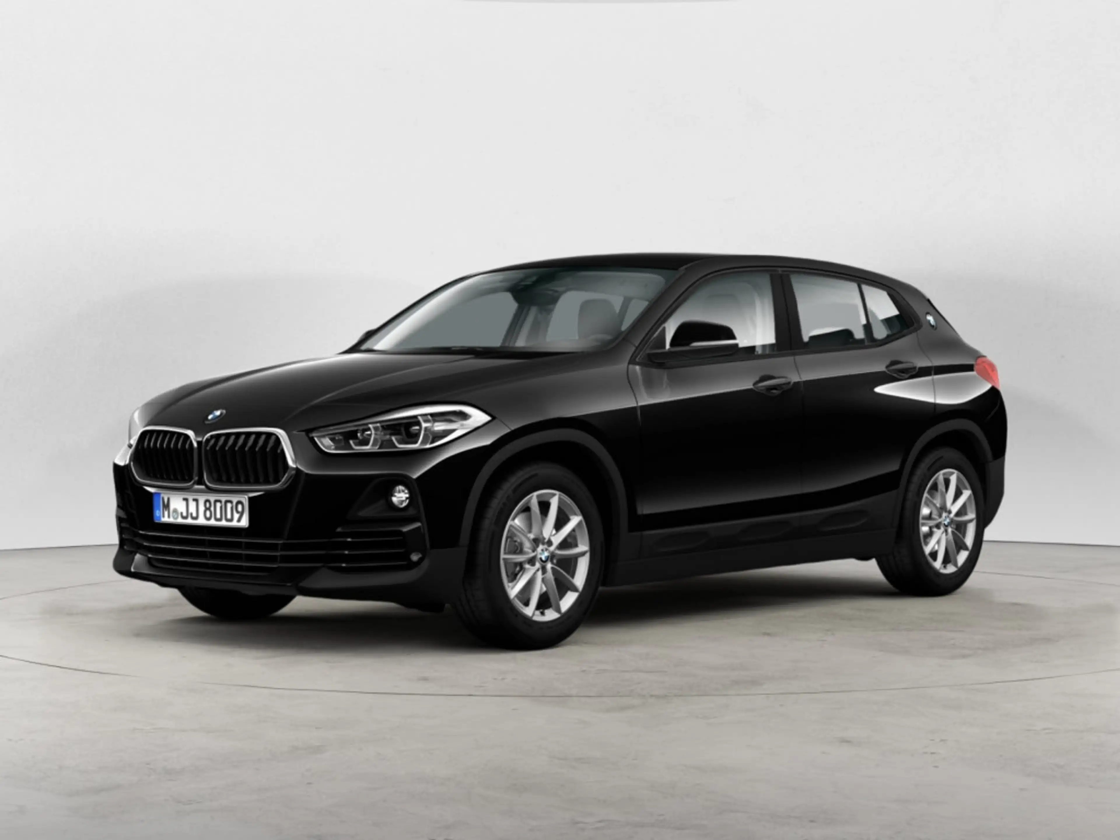 BMW X2 sDrive18i AHK LED NAVI SHZ PDC KLIMA — photo 2