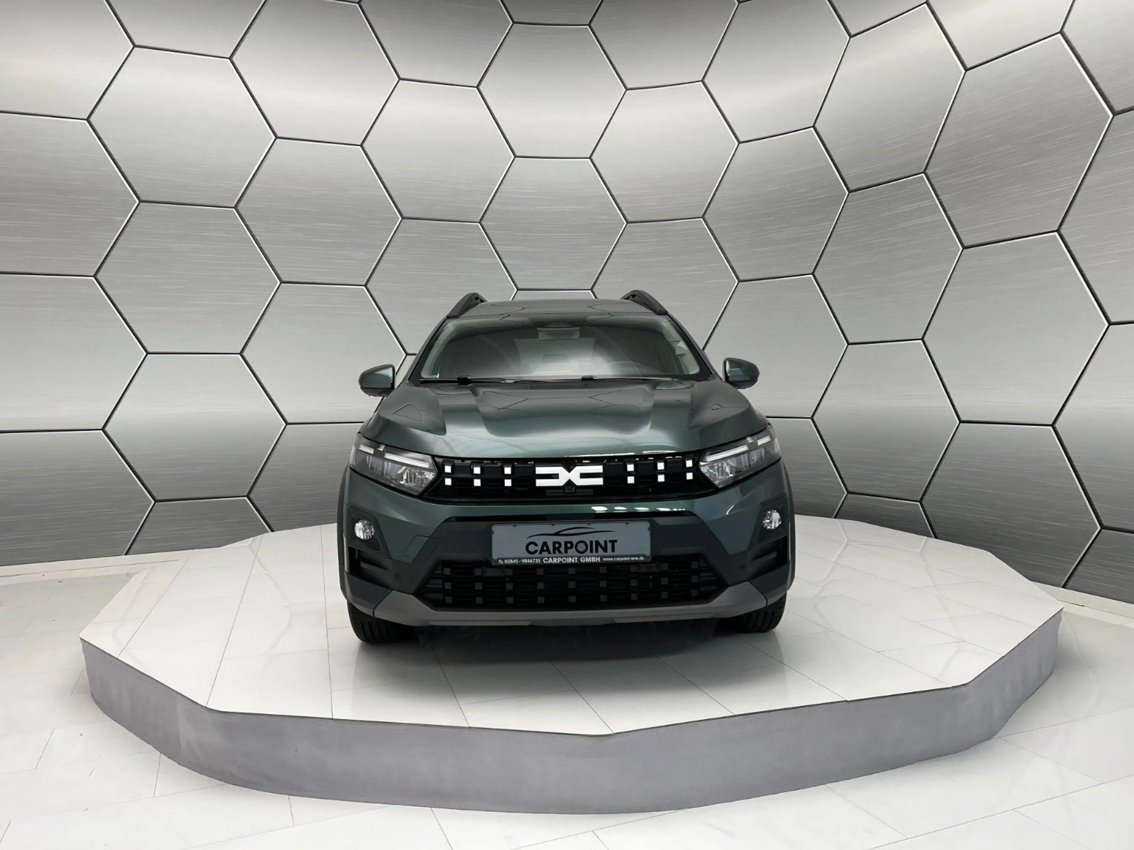 Dacia Jogger Journey hybrid 155 7-Sitzer 360° Navi — photo 8