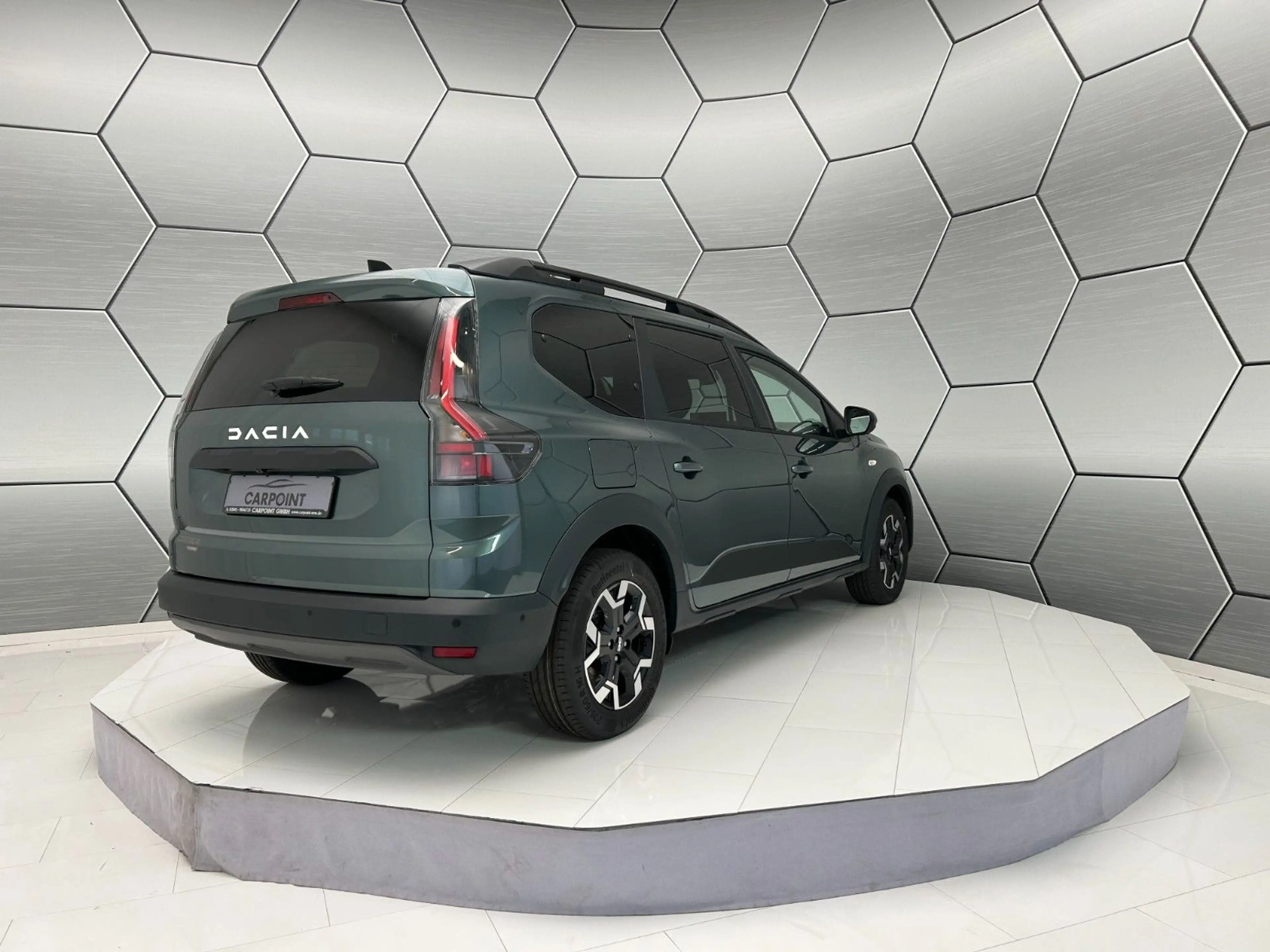 Dacia Jogger Journey hybrid 155 7-Sitzer 360° Navi — photo 5