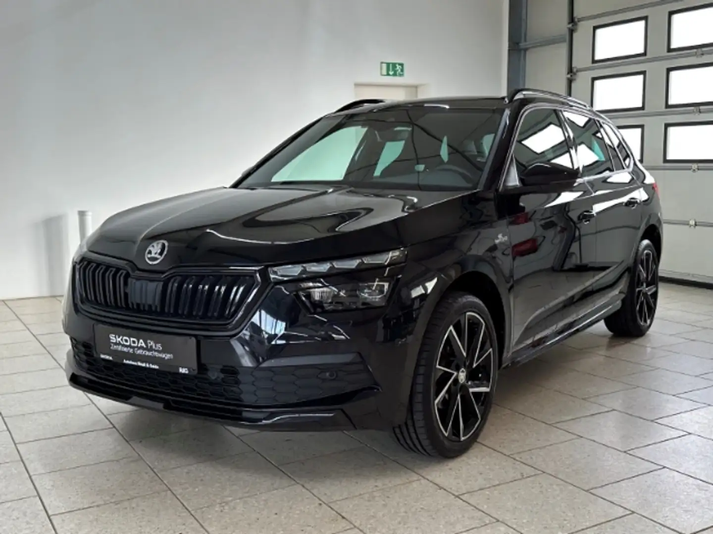 Skoda Kamiq 1.0 TSI Monte Carlo Navi AHK Kamera Schwarz - 2
