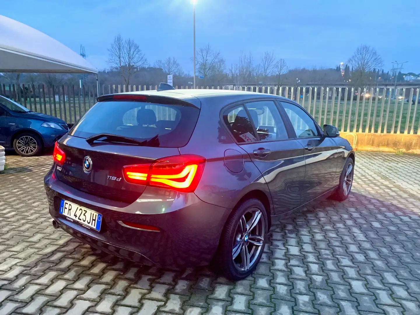 BMW 116 116d Business 5p *OK NEOPATENTATI* Grigio - 2