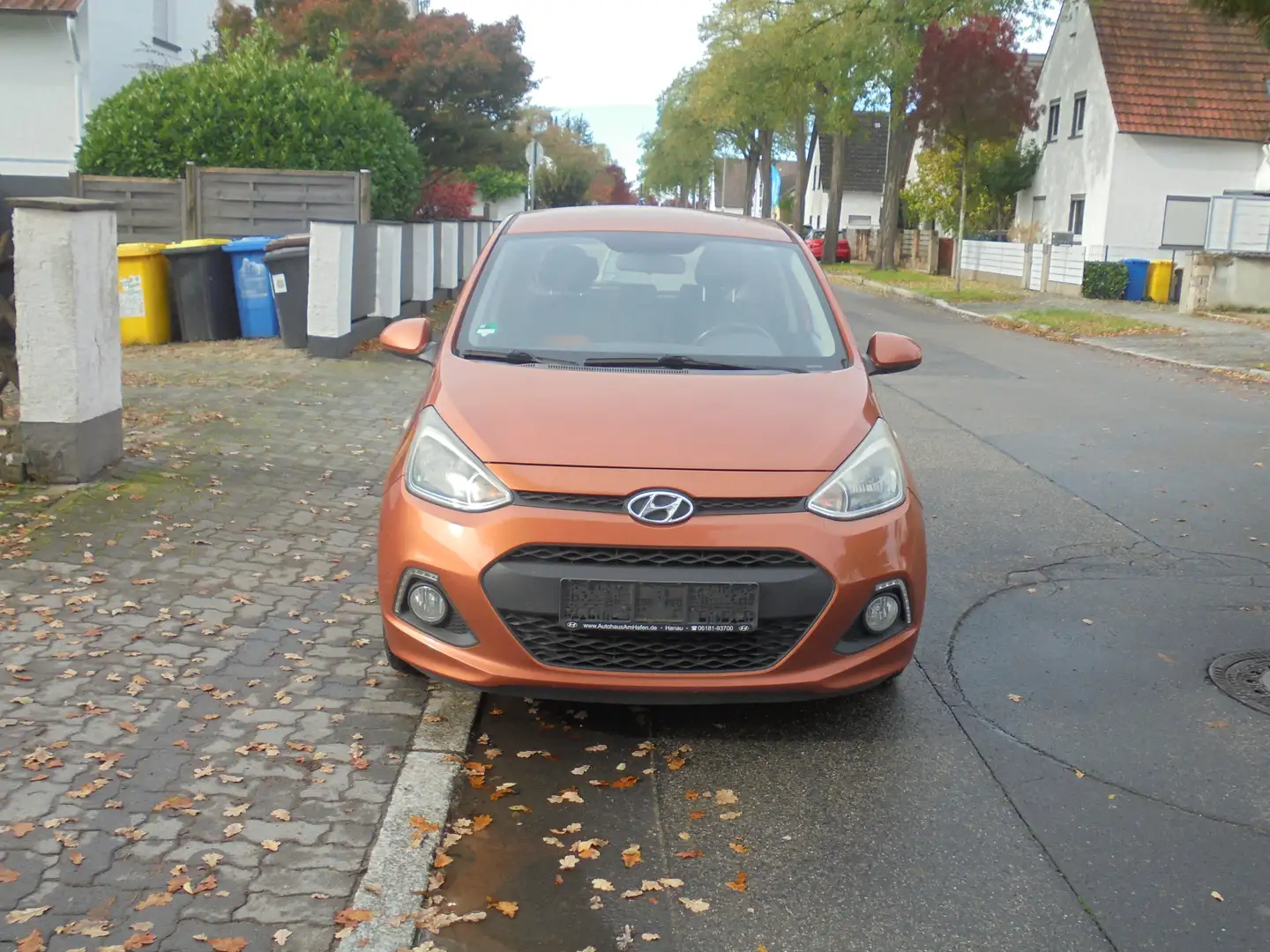 Hyundai i10 Intro Edition Orange - 1