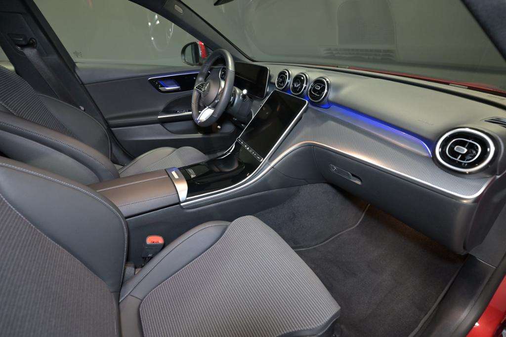Mercedes-Benz C 180