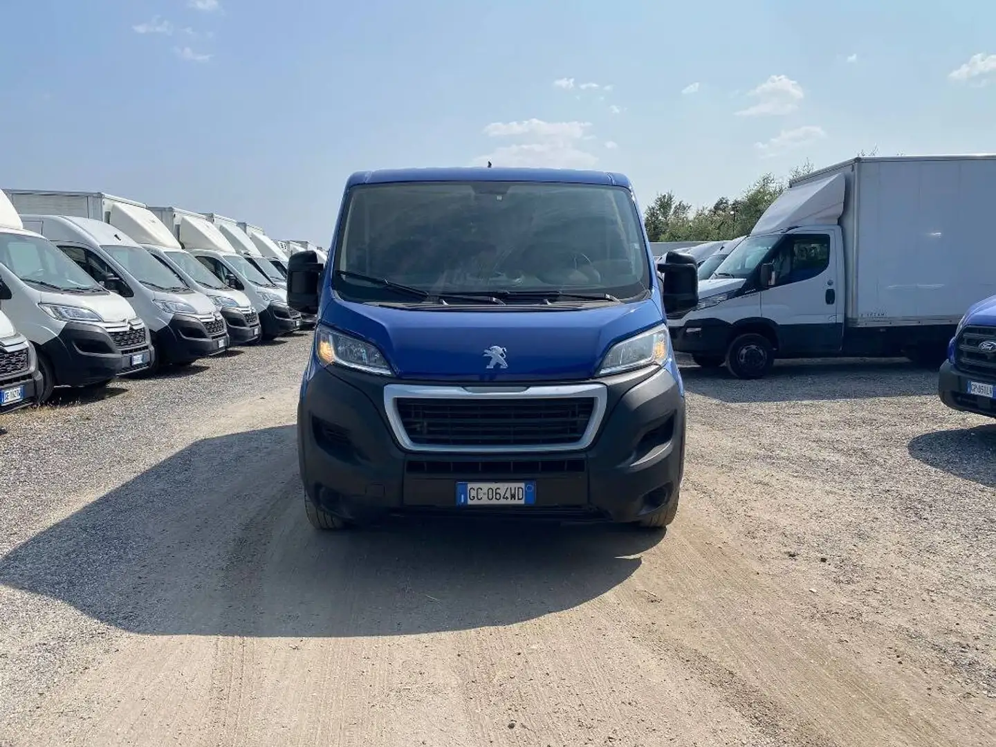 Peugeot Boxer 330 2.2 bluehdi 140cv S&S L1H1 + iva Blau - 2