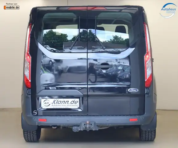 Ford Tourneo Custom view 7