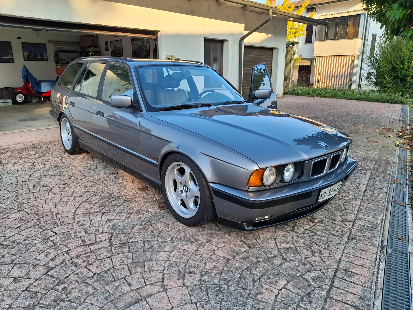 BMW M5 M5 3.8 cat. E34 touring m5 Grau - 1