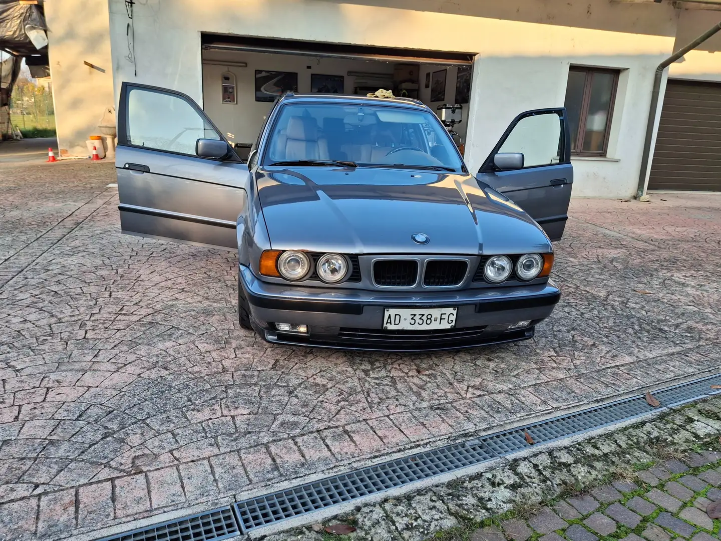 BMW M5 M5 3.8 cat. E34 touring m5 Grijs - 2