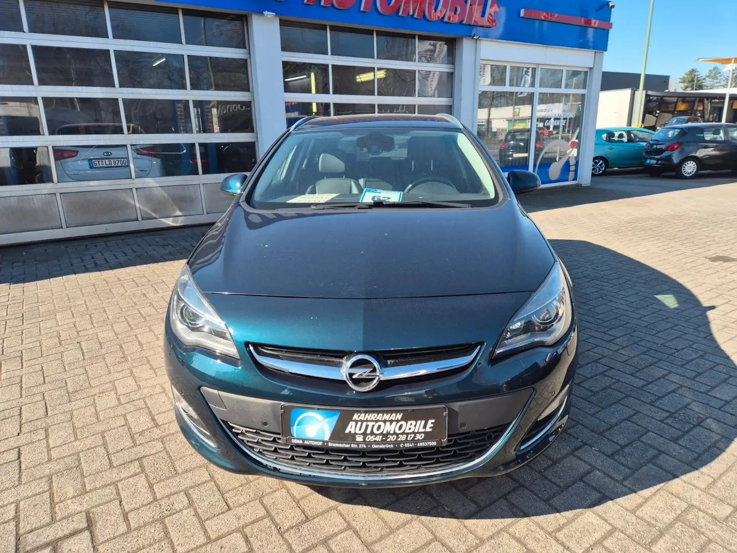 Opel Astra J 2.0 CDTISports Tourer Exklusiv Vollleder Grün - 2
