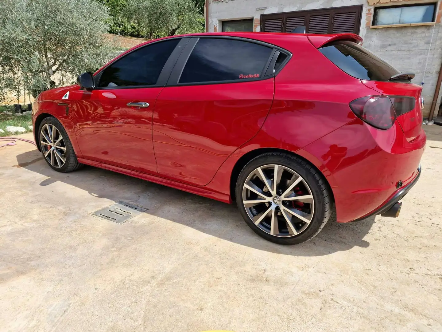 Alfa Romeo Giulietta Giulietta 1750 t. Quadrifoglio Verde 240cv tct Rojo - 2