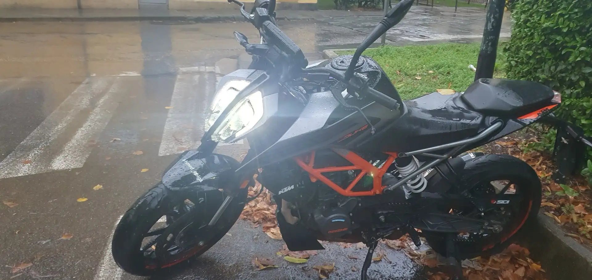 KTM 125 Duke Szürke - 2