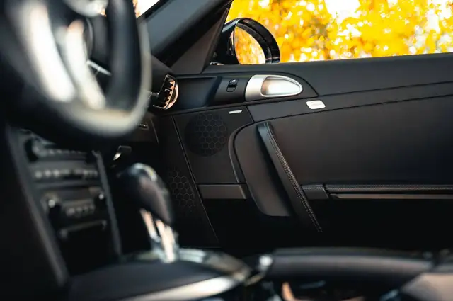 Porsche 997 view 9