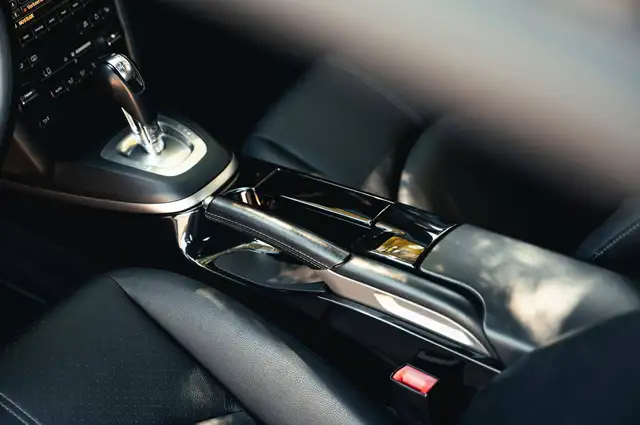 Porsche 997 view 14