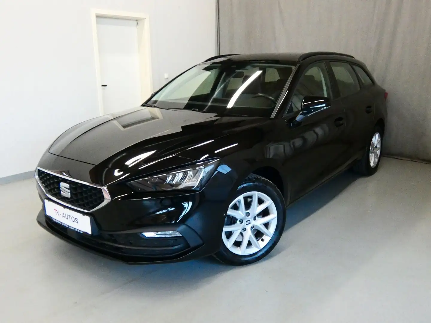 SEAT Leon ST 2.0 TDI Style,1.Hand,Navi,LED,ACC,S-Heft Noir - 1