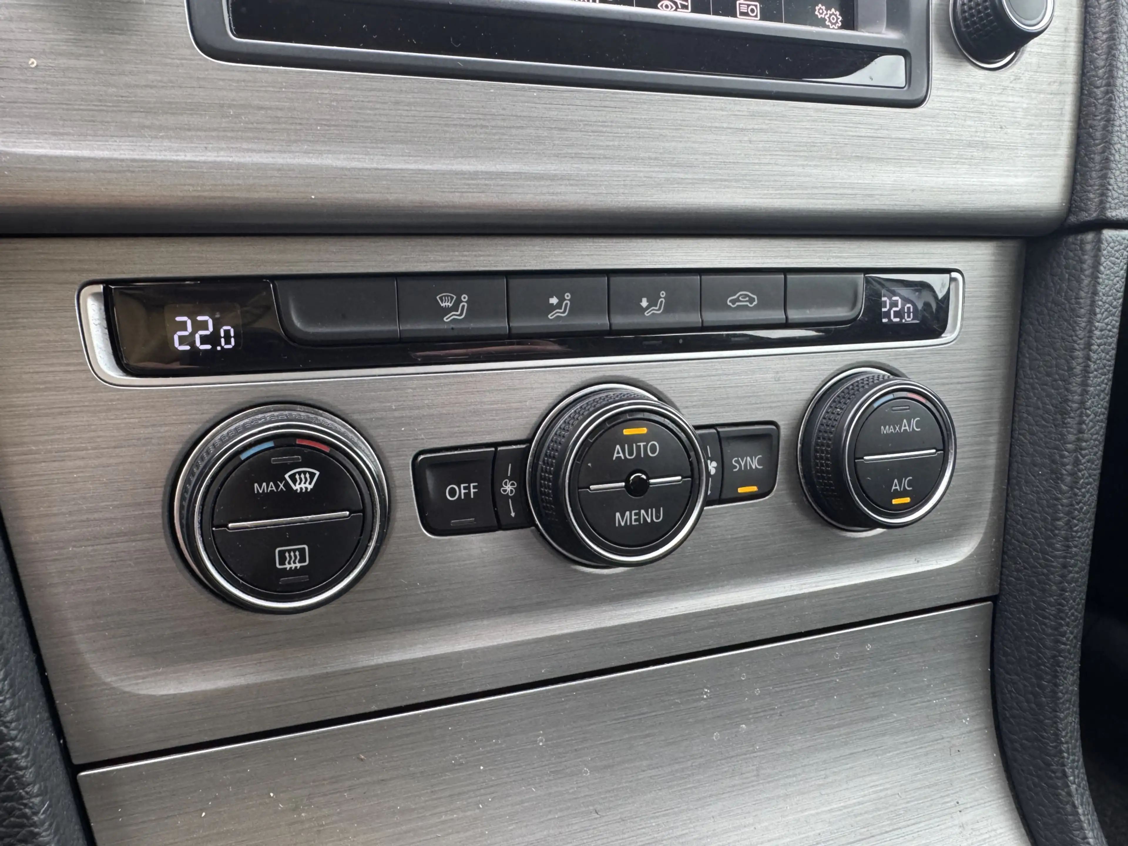 Volkswagen Golf 1.0 TSI Comfortline — photo 11