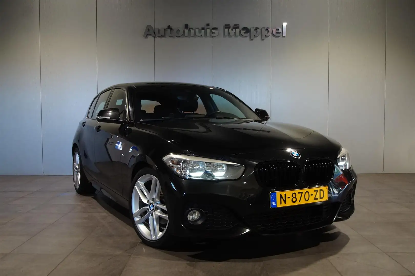 BMW 116 116i M-Sport/// | Cruise Control | PDC | Navigatie Schwarz - 1