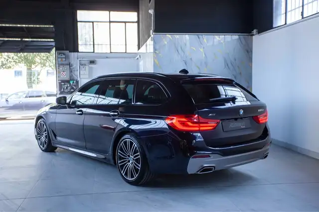 BMW 520 520dA Touring xDrive
