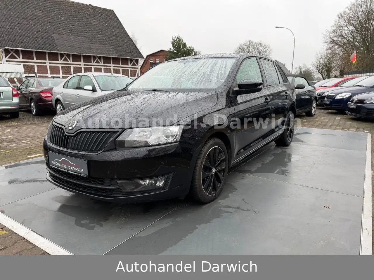 Skoda Rapid/Spaceback 1.4 TDI Spaceback Monte Carlo 1.Hand — photo 1 of 14