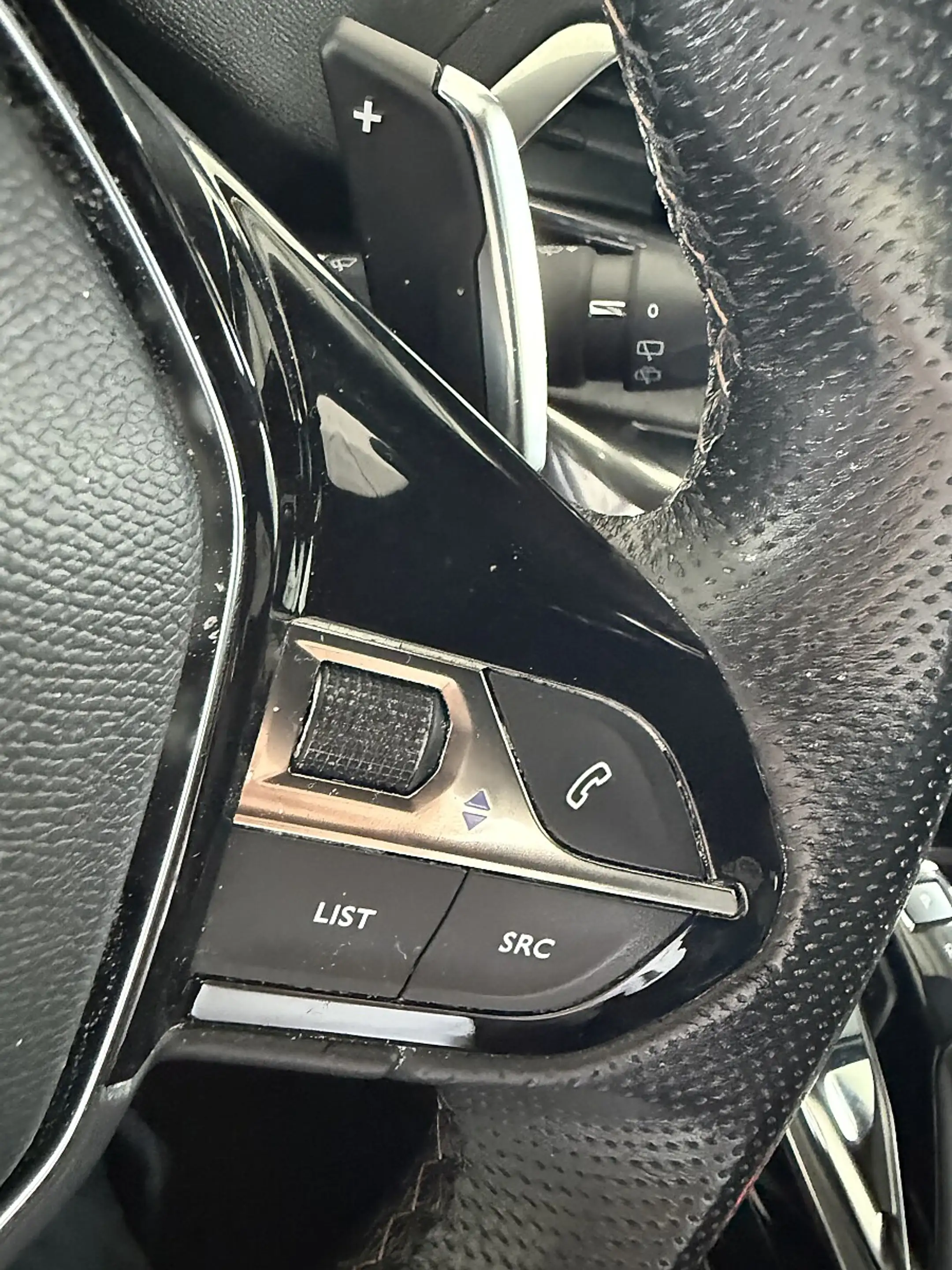Peugeot 5008 BlueHDI 130 EAT8 GT — photo 15