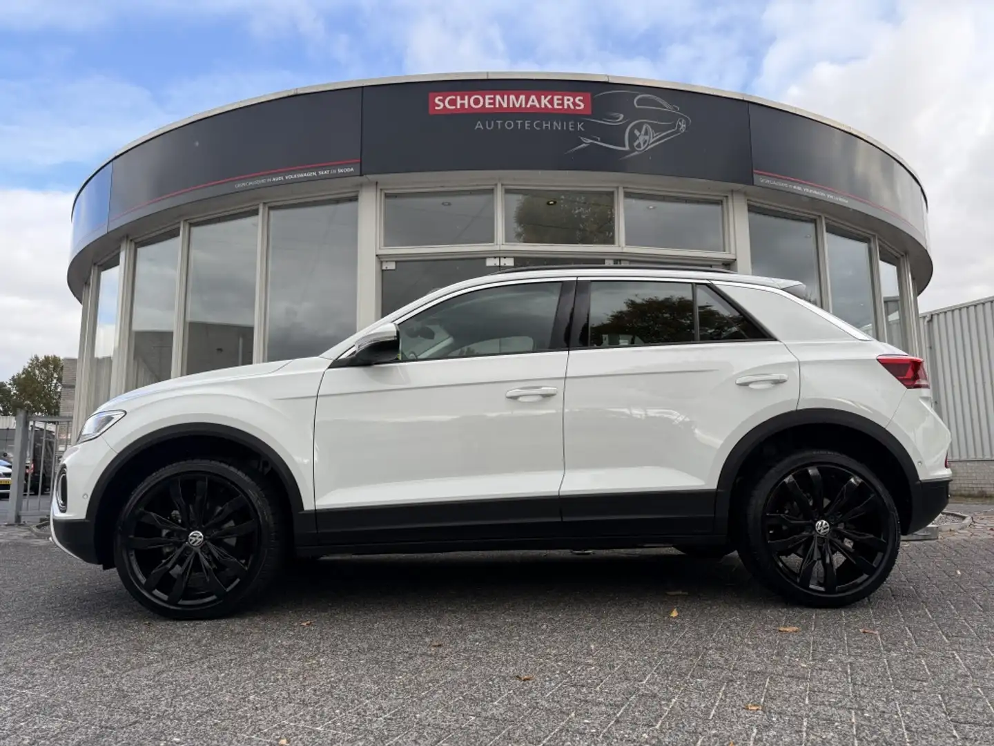 Volkswagen T-Roc 1.5 TSI Life Wit - 2