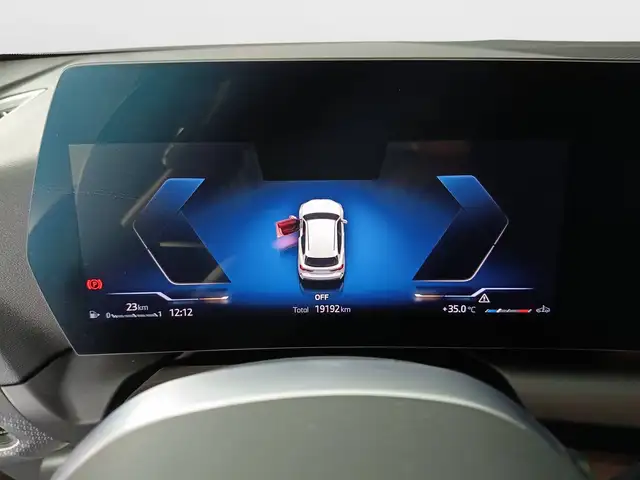 BMW 1 Series view 12