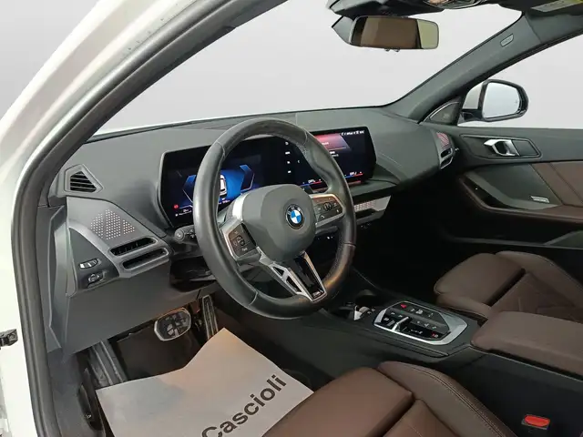 BMW 1 Series view 7
