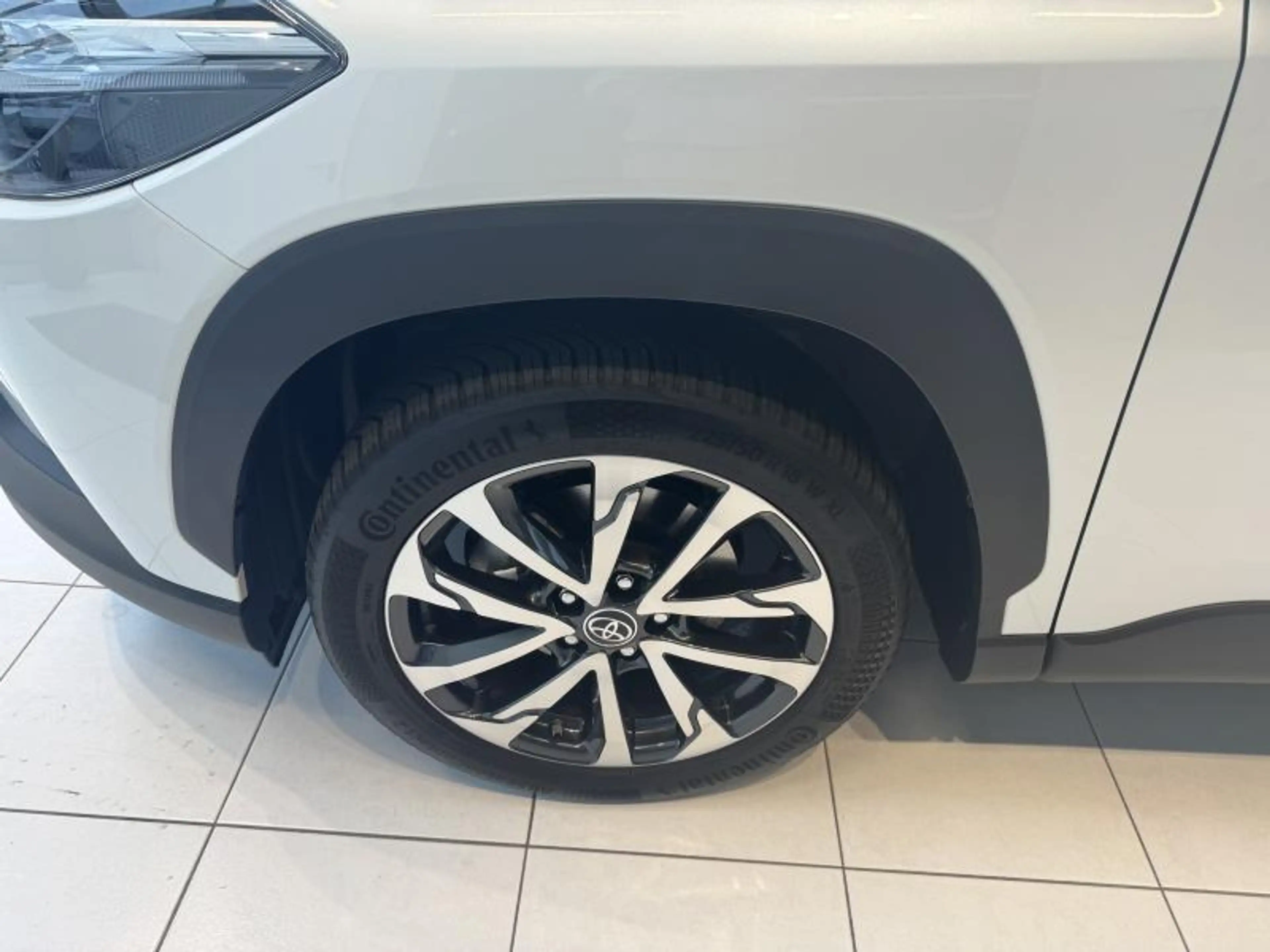 Toyota Corolla Cross Style — photo 6