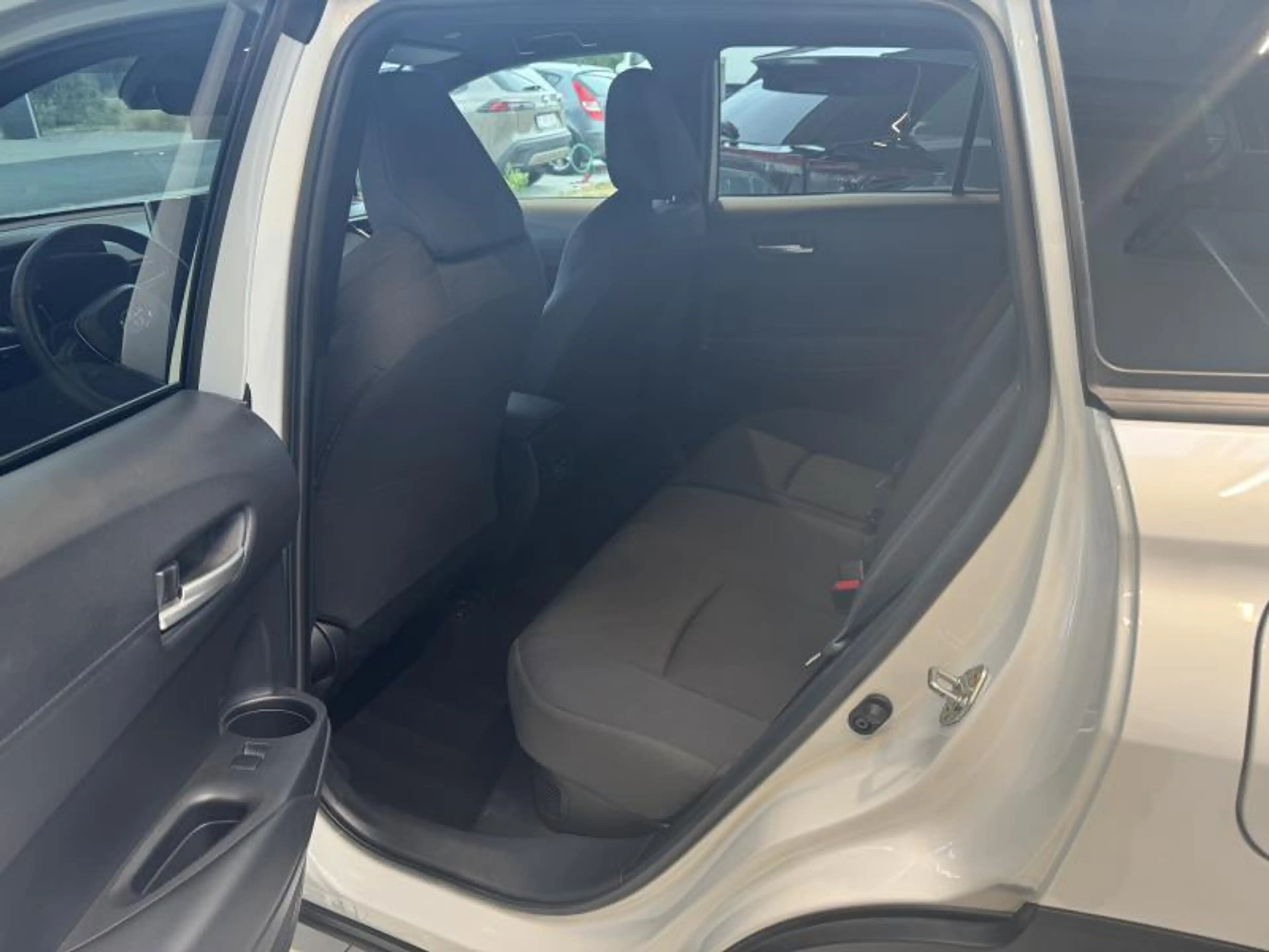 Toyota Corolla Cross Style — photo 8
