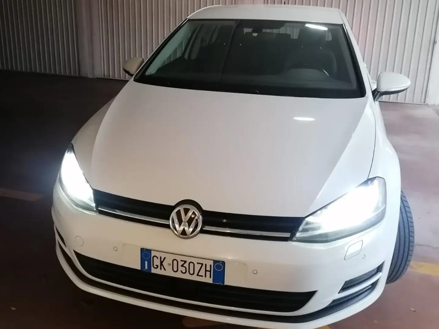 Volkswagen Golf serie 7 - 2016 -5p - 1.6 tdi - 110cv Bianco - 2
