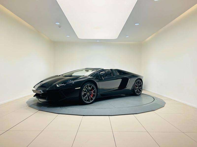 Lamborghini Aventador