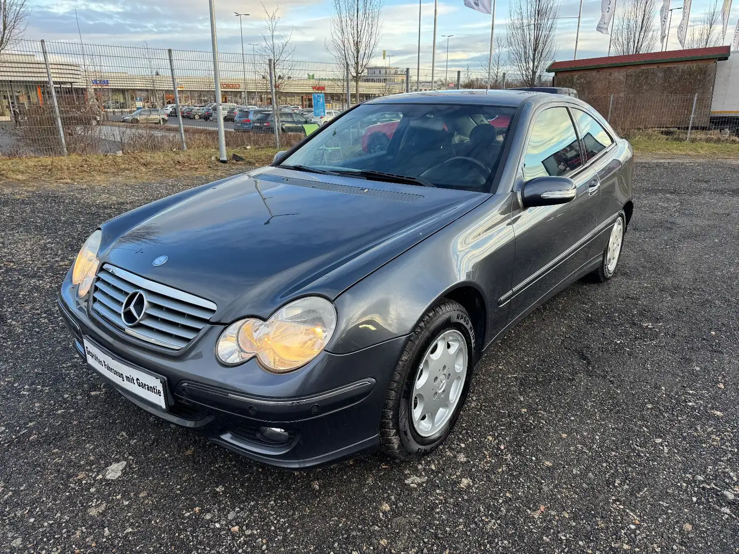Mercedes-Benz C 180 Sportcoupe Harman/kardon Sitzheizung PDC Grau - 1