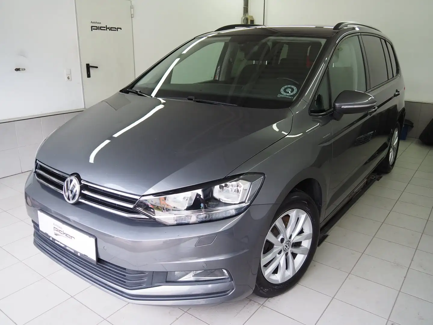 Volkswagen Touran Comfortline TDI SCR Grau - 1