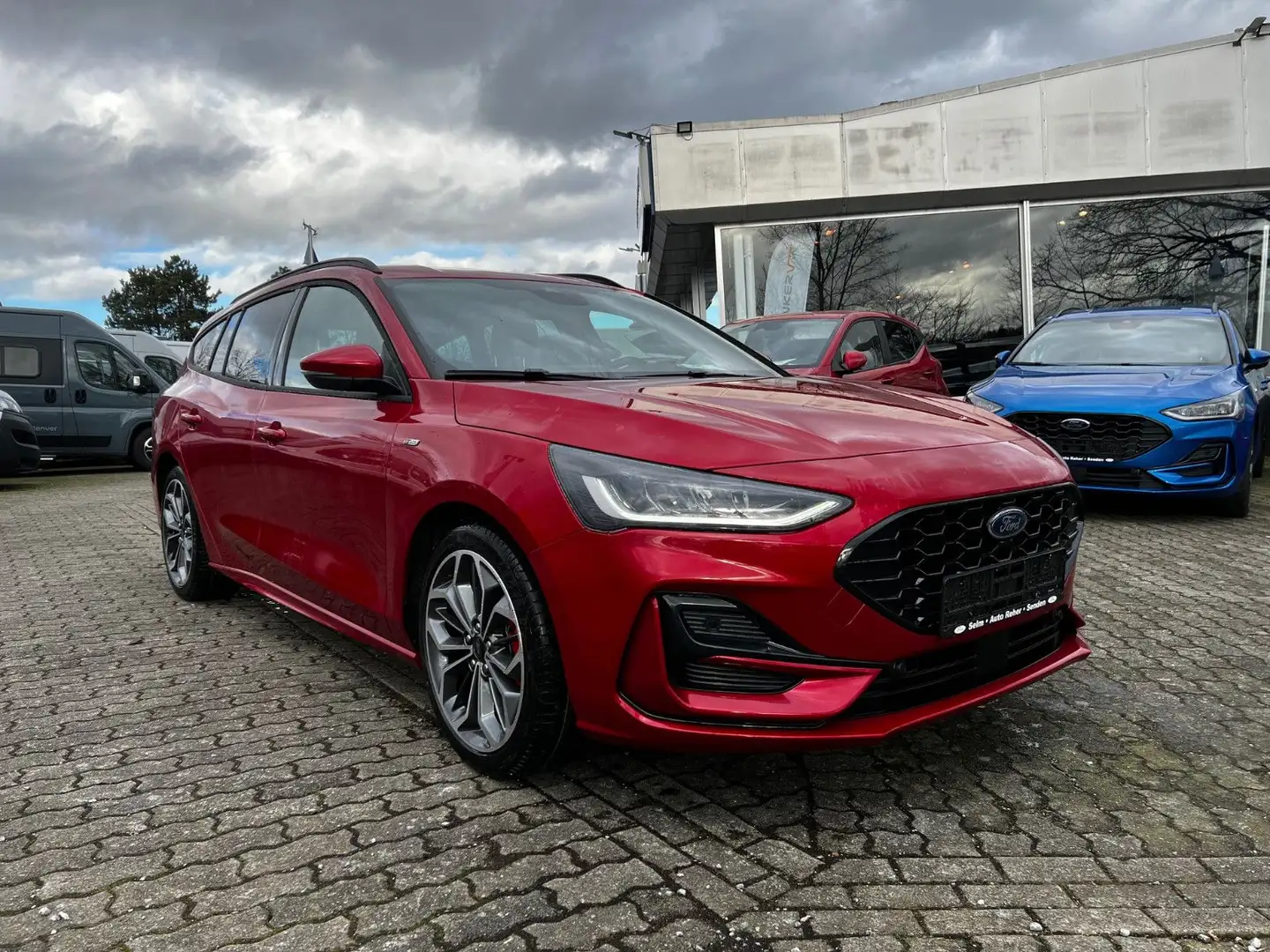 Ford Focus Turnier ST-Line X Autom. ACC/Bliss/Sync IV Rot - 1