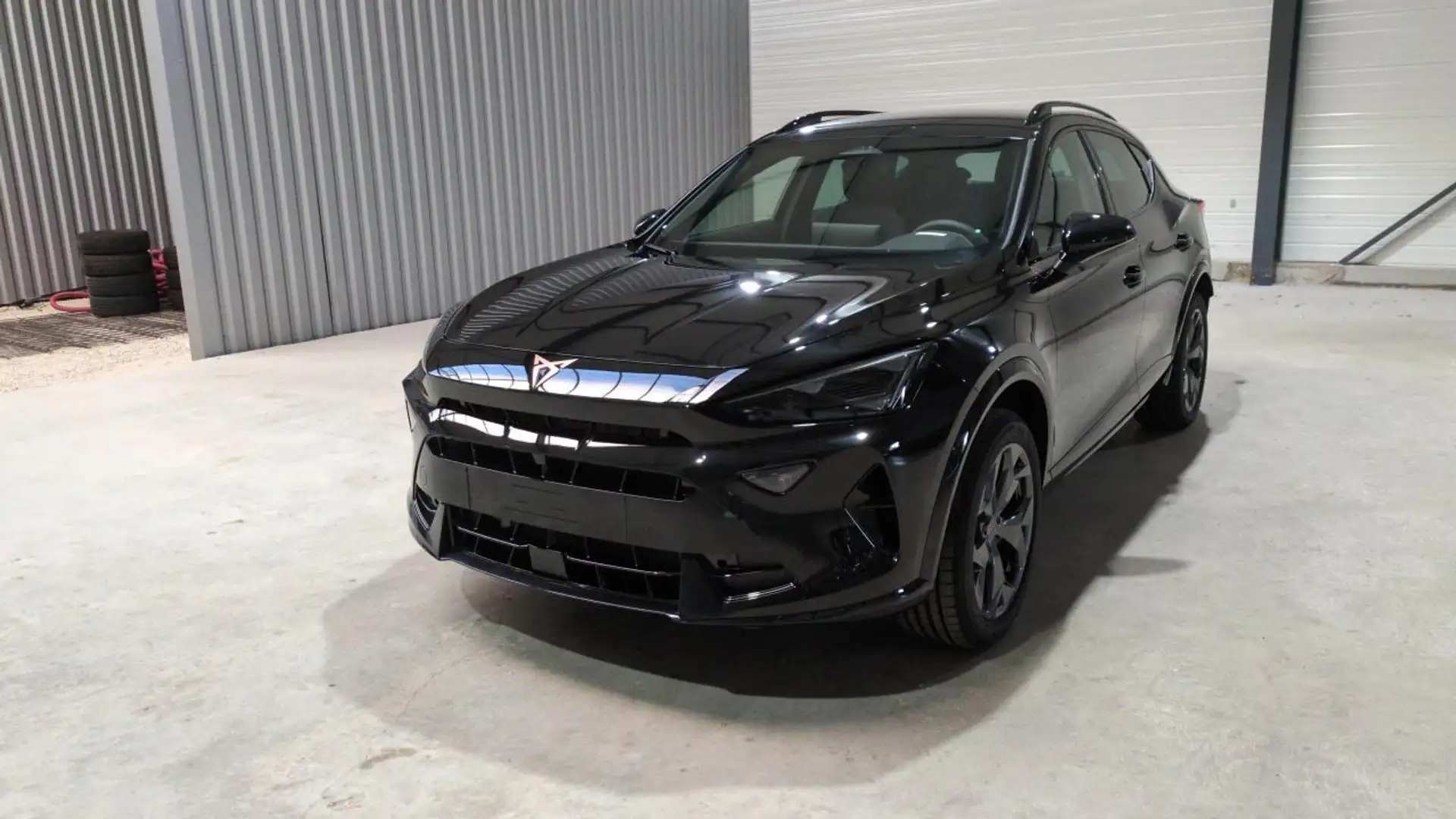 CUPRA Formentor 1.5 eTSI Hybrid 150 ch DSG7 V Schwarz - 1