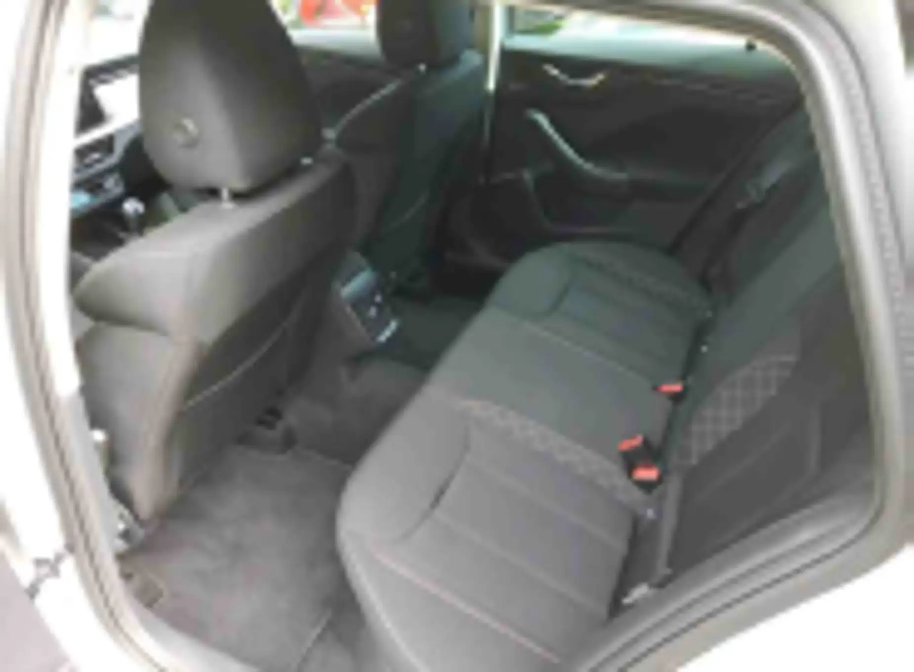 Skoda Kamiq Ambition 1,0l TSI * LED SHZ NAVI AHK * — photo 13