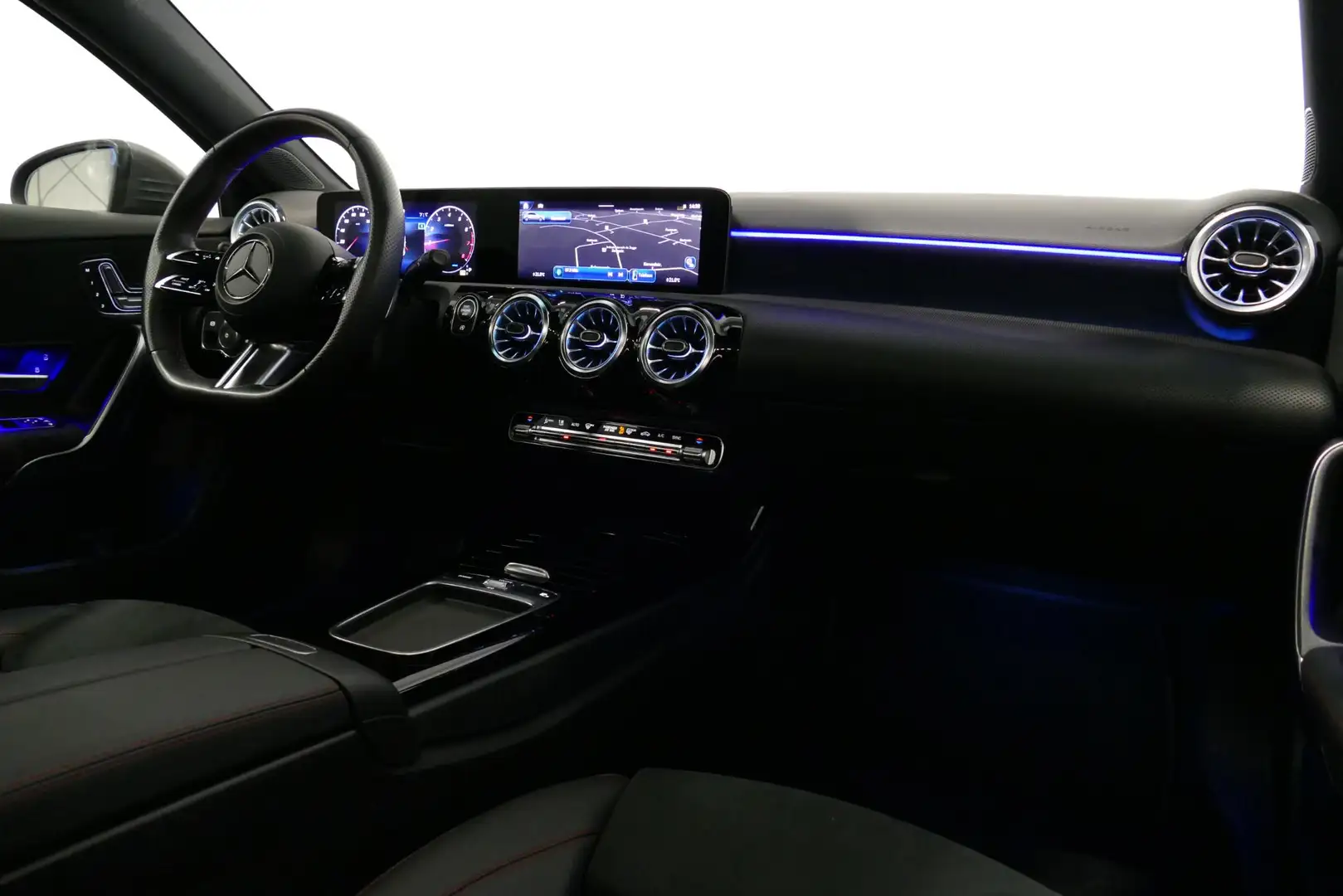 Mercedes-Benz A 200 AMG Line / Facelift / A45 AMG Diffuser / Panameric Gris - 2