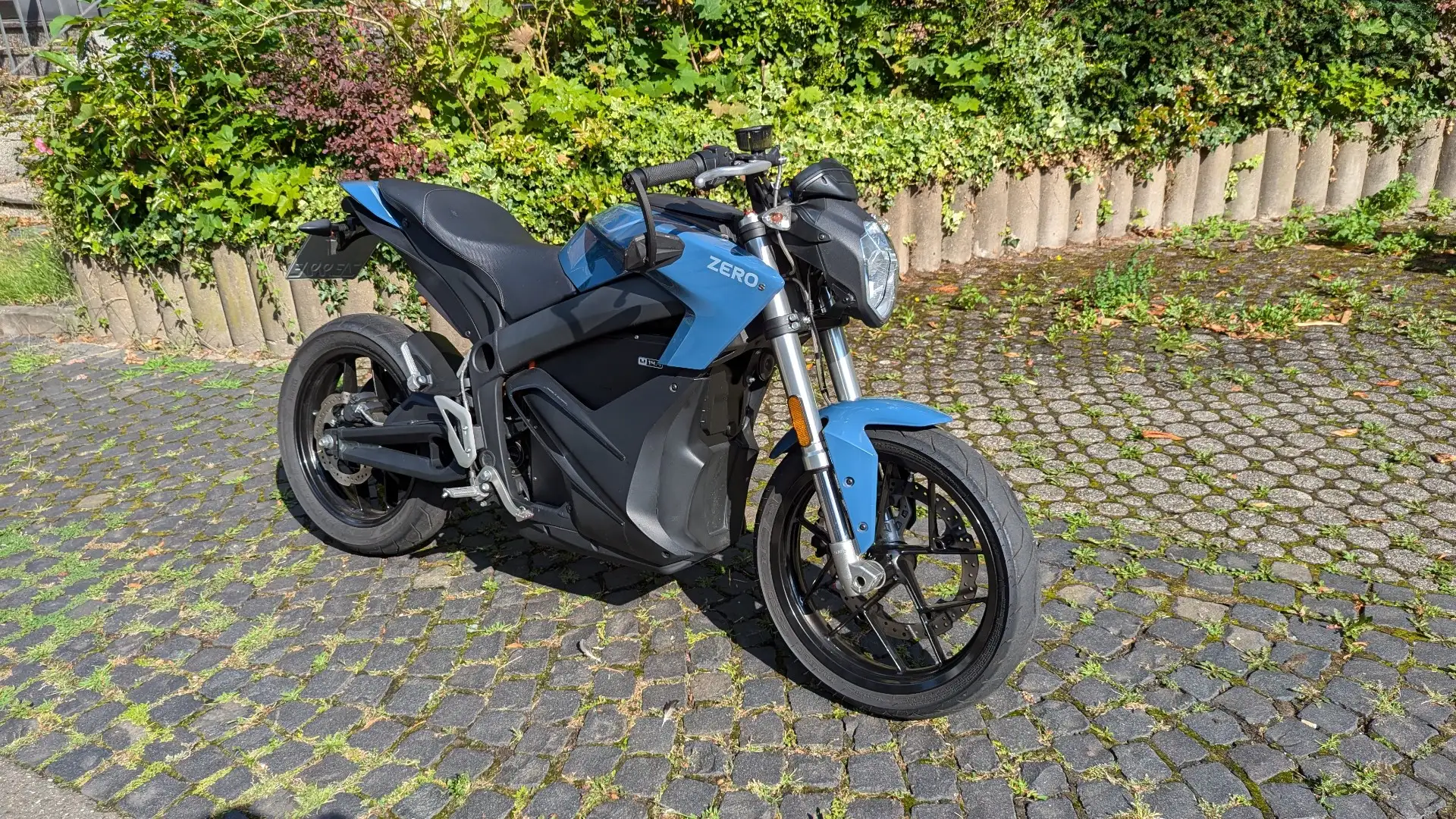 Zero Zero S Blau - 1