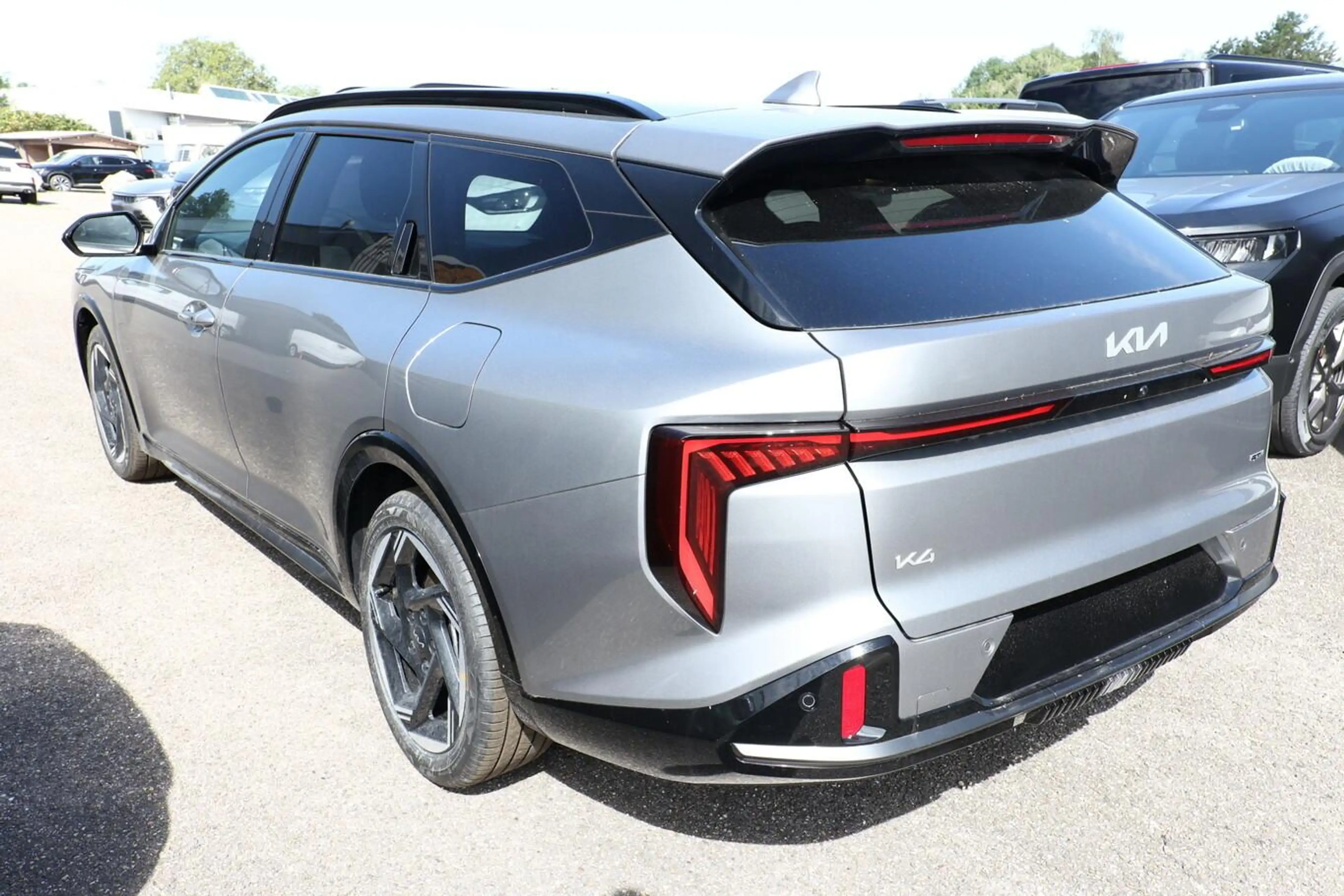 Kia K4 Sportswagon SW DCT LED+ LM17 PrivG ACC SHZ Nav ... — photo 4