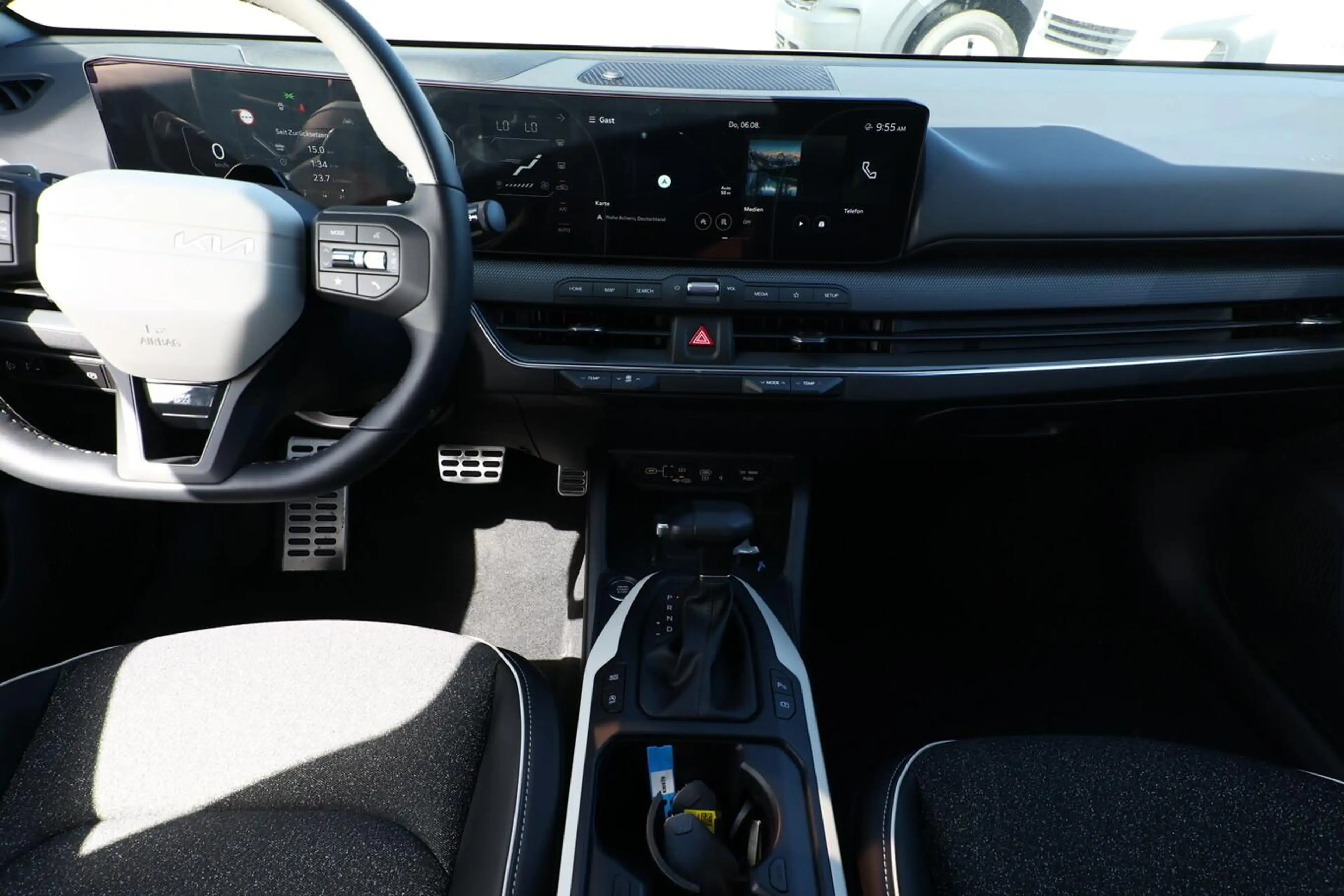 Kia K4 Sportswagon SW DCT LED+ LM17 PrivG ACC SHZ Nav ... — photo 8